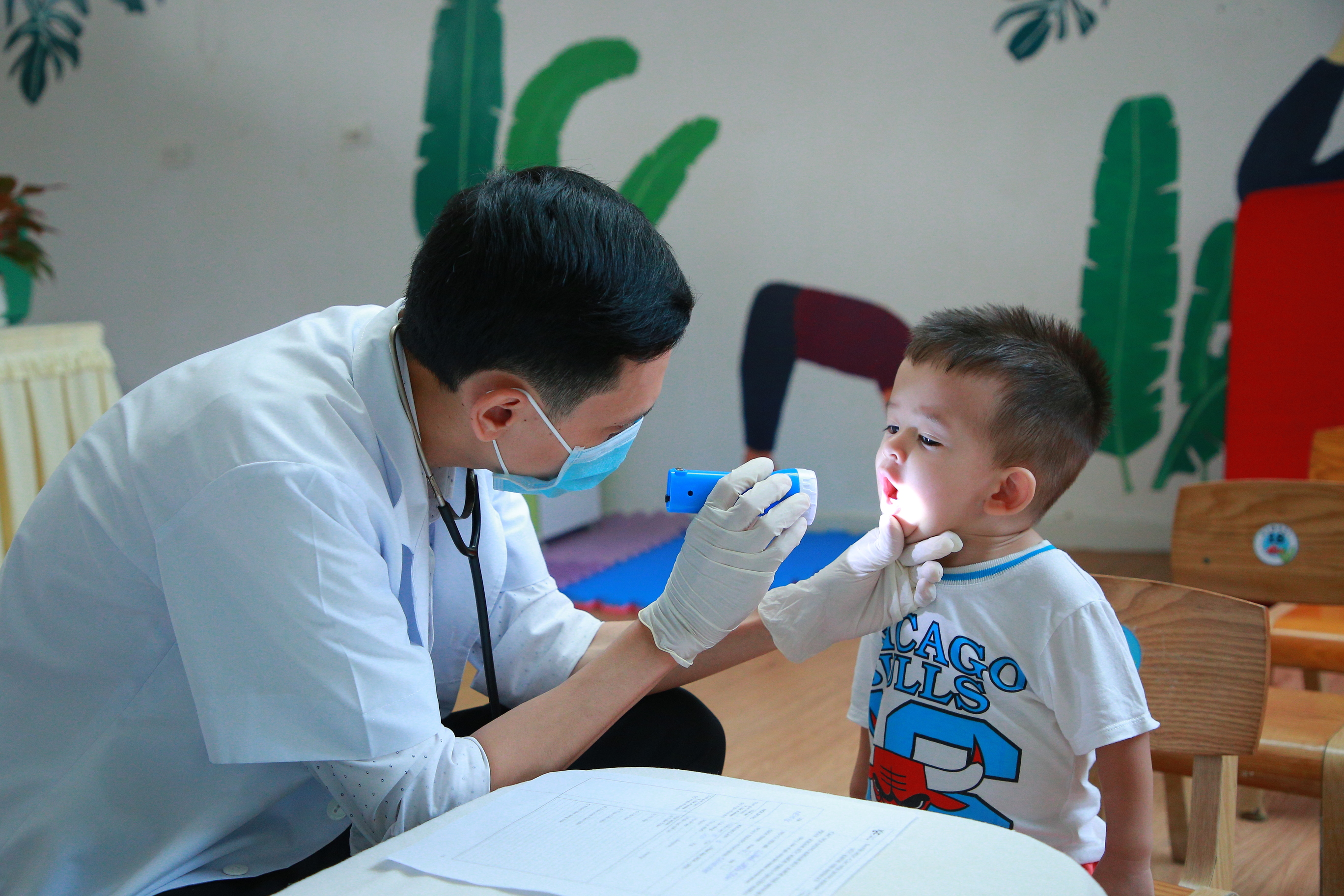 KHÁM SỨC KHOẺ ĐỊNH KỲ LẦN 1 Y2425 “BÉ VUI KHỎE - BA MẸ AN TÂM"