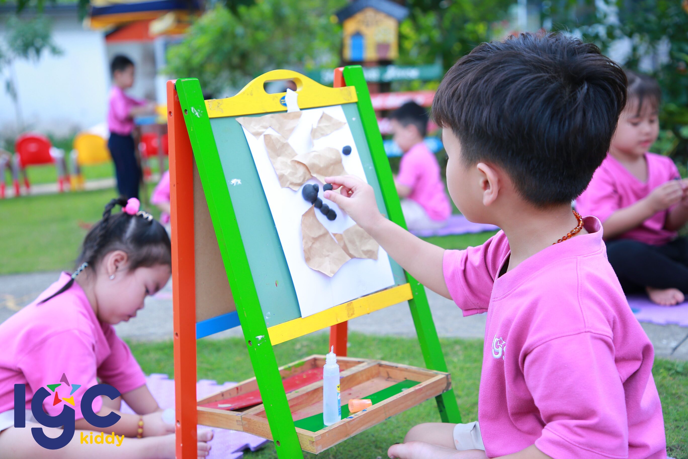 VƯƠNG QUỐC LOÀI KIẾN TRONG DỰ ÁN HỌC TẬP CÔN TRÙNG BÉ NHỎ CÓ GÌ THÚ VỊ?