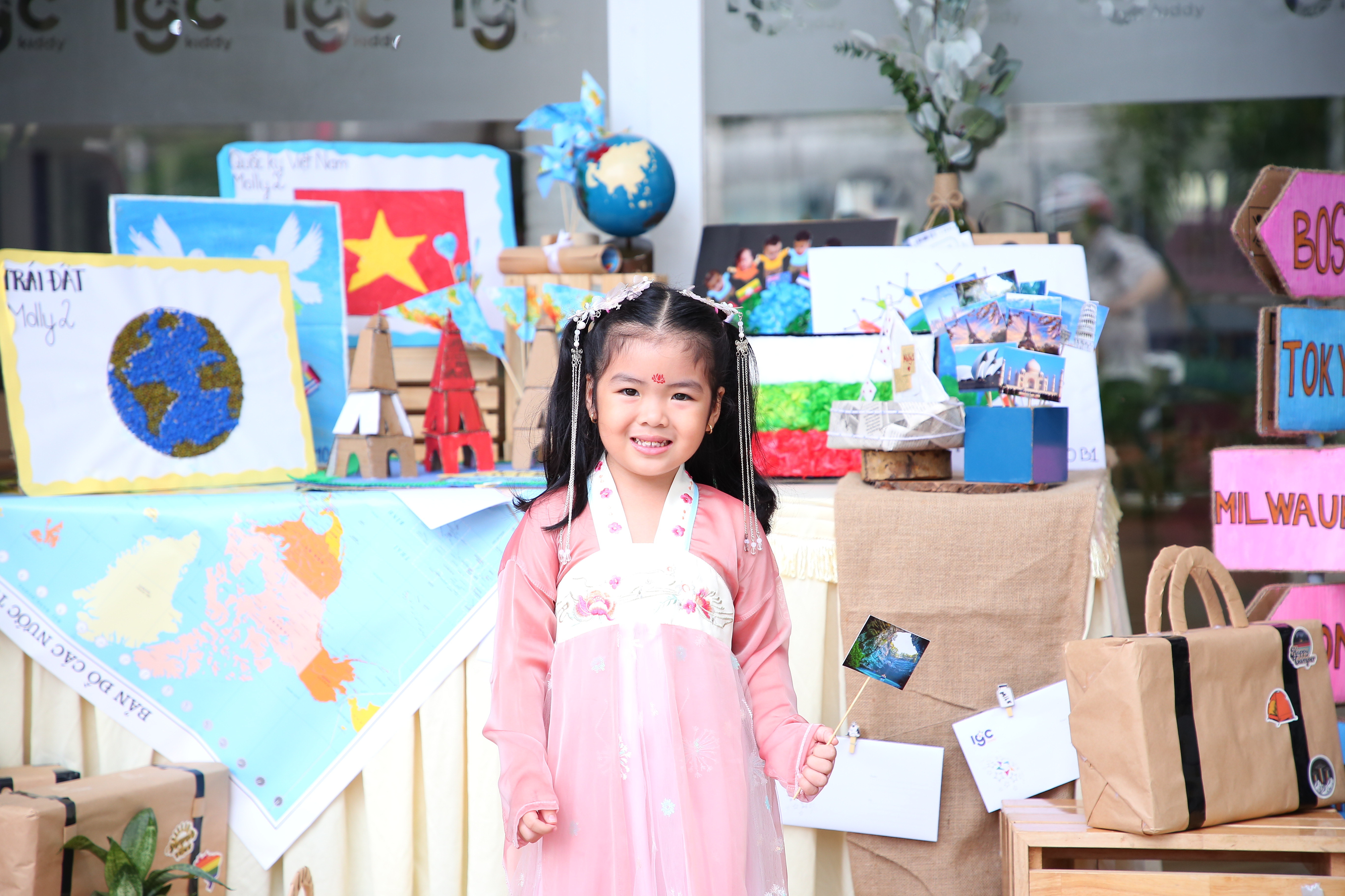 LỄ HỘI VĂN HOÁ ĐA QUỐC GIA