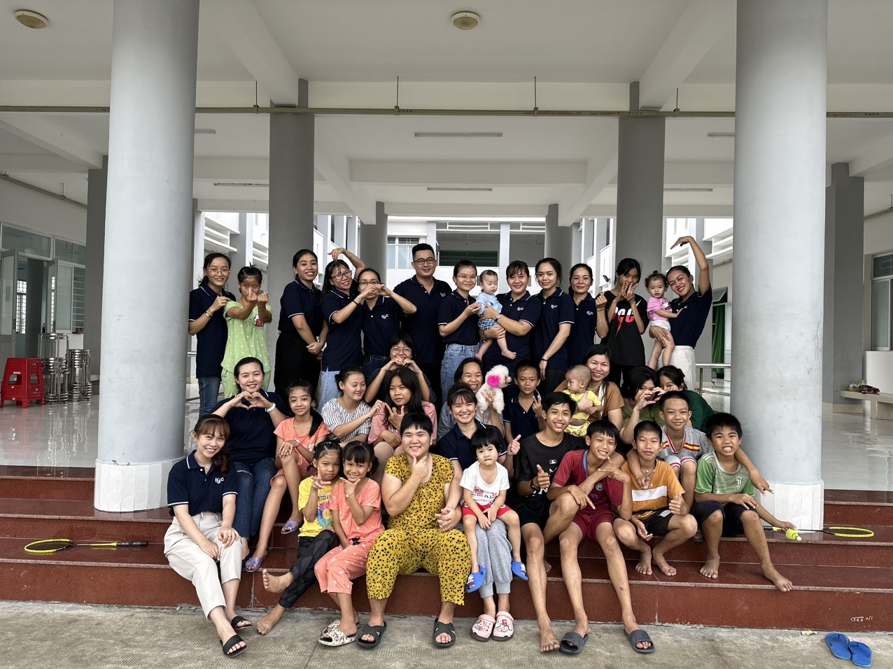 BỮA ĂN YÊU THƯƠNG CHÀO MỪNG NGÀY 20.11