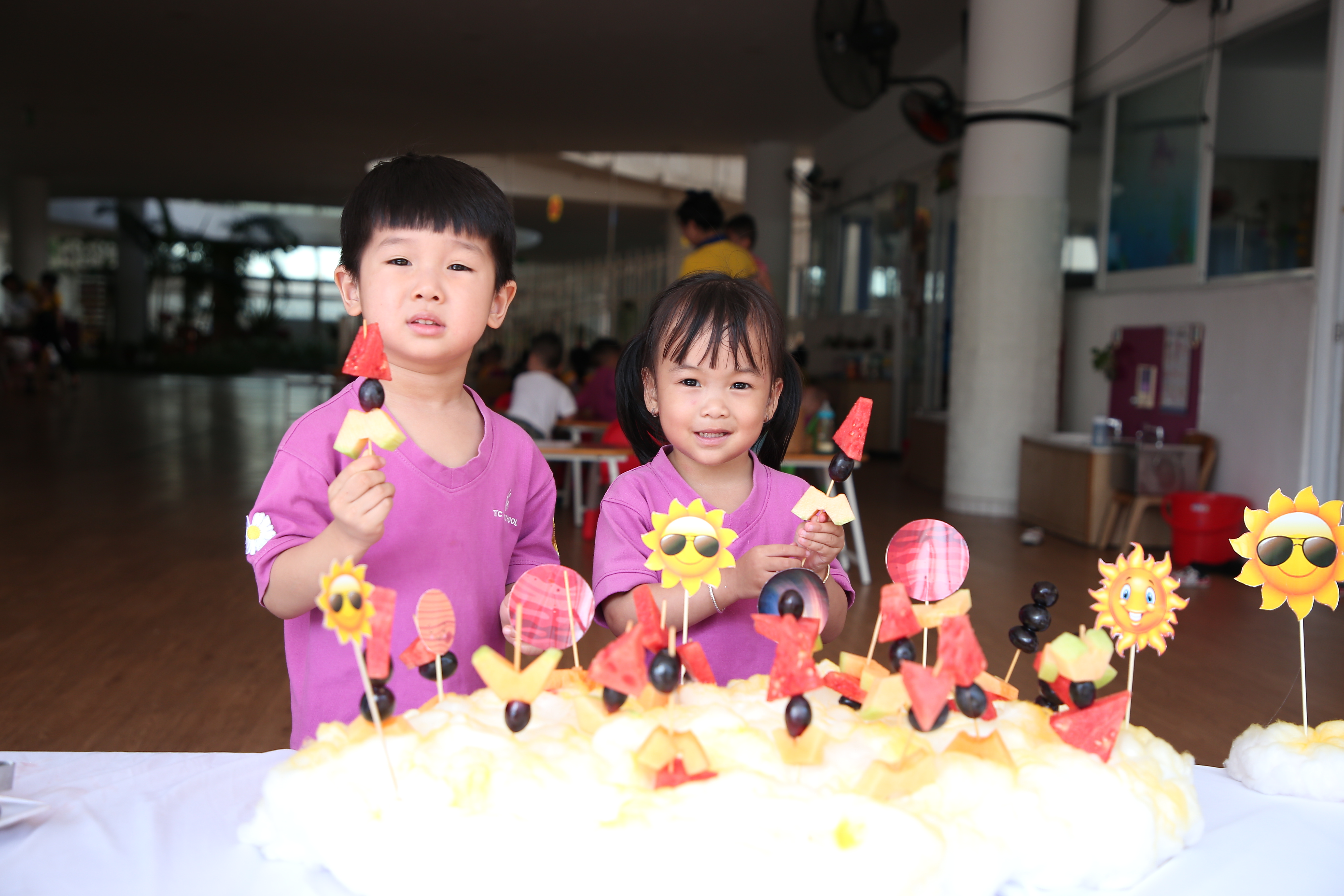 CHẾ TẠO TÀU VŨ TRỤ TỪ TRÁI CÂY