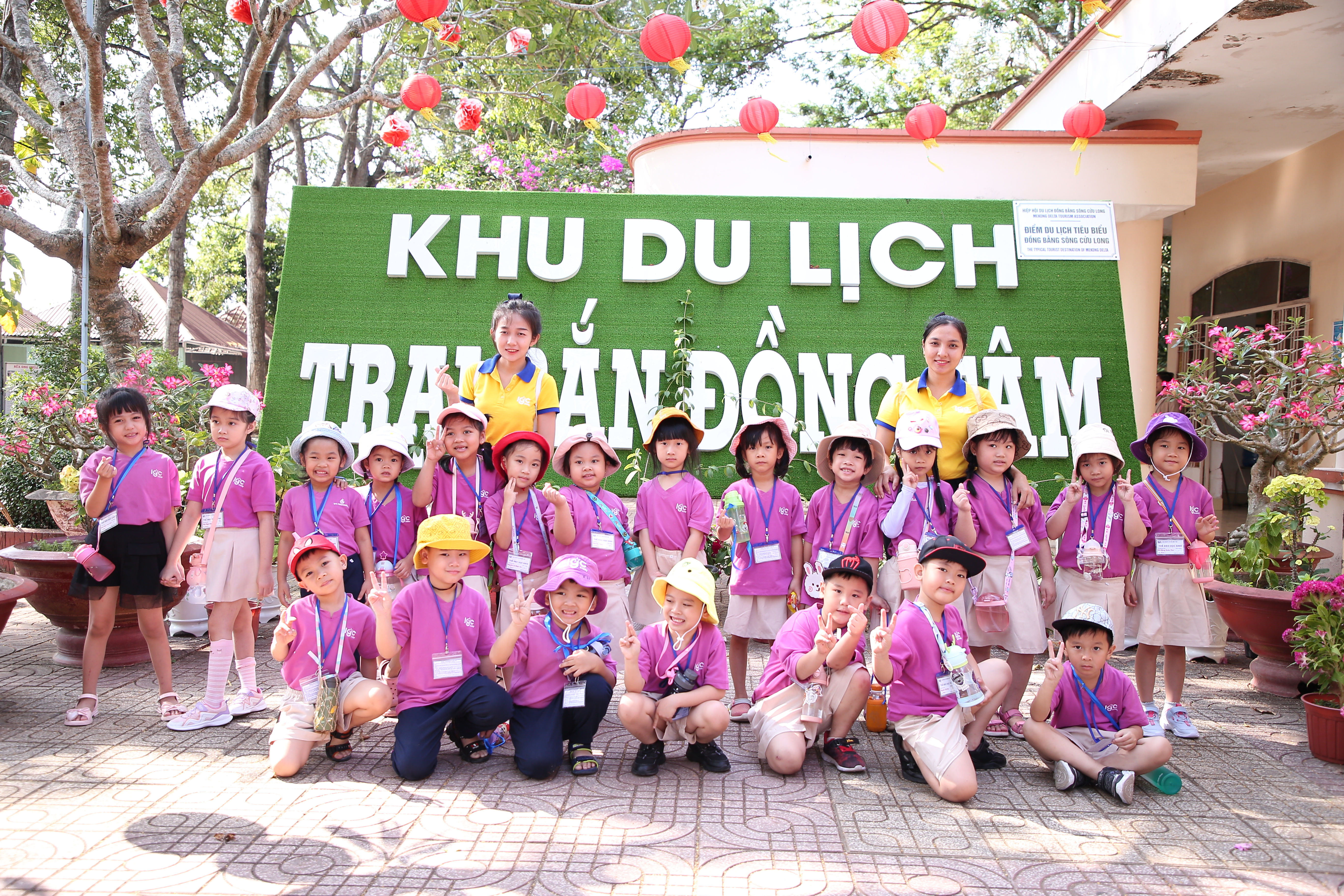 DÃ NGOẠI THAM QUAN TRẠI RẮN ĐỒNG TÂM